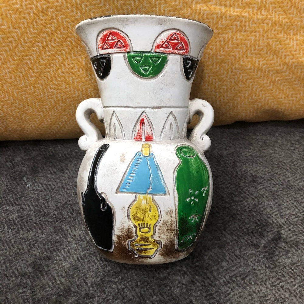 Clay like pottery like Vase